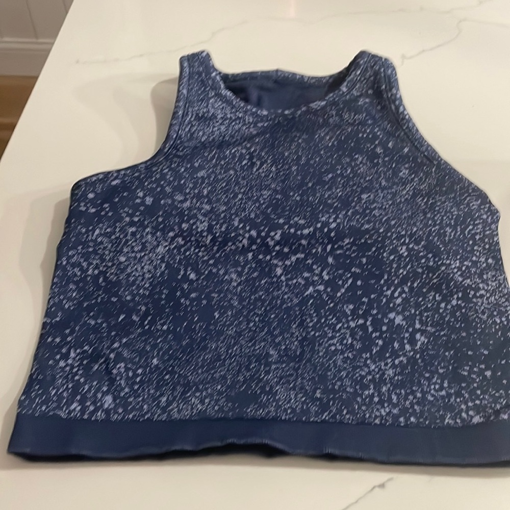 Like new lululemon top